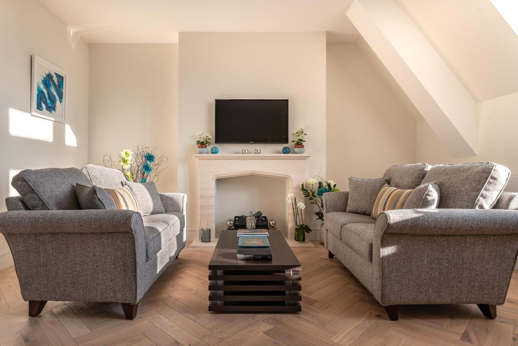 Cathedral View - An Exclusive Private On Cathedral Green, Apartment *