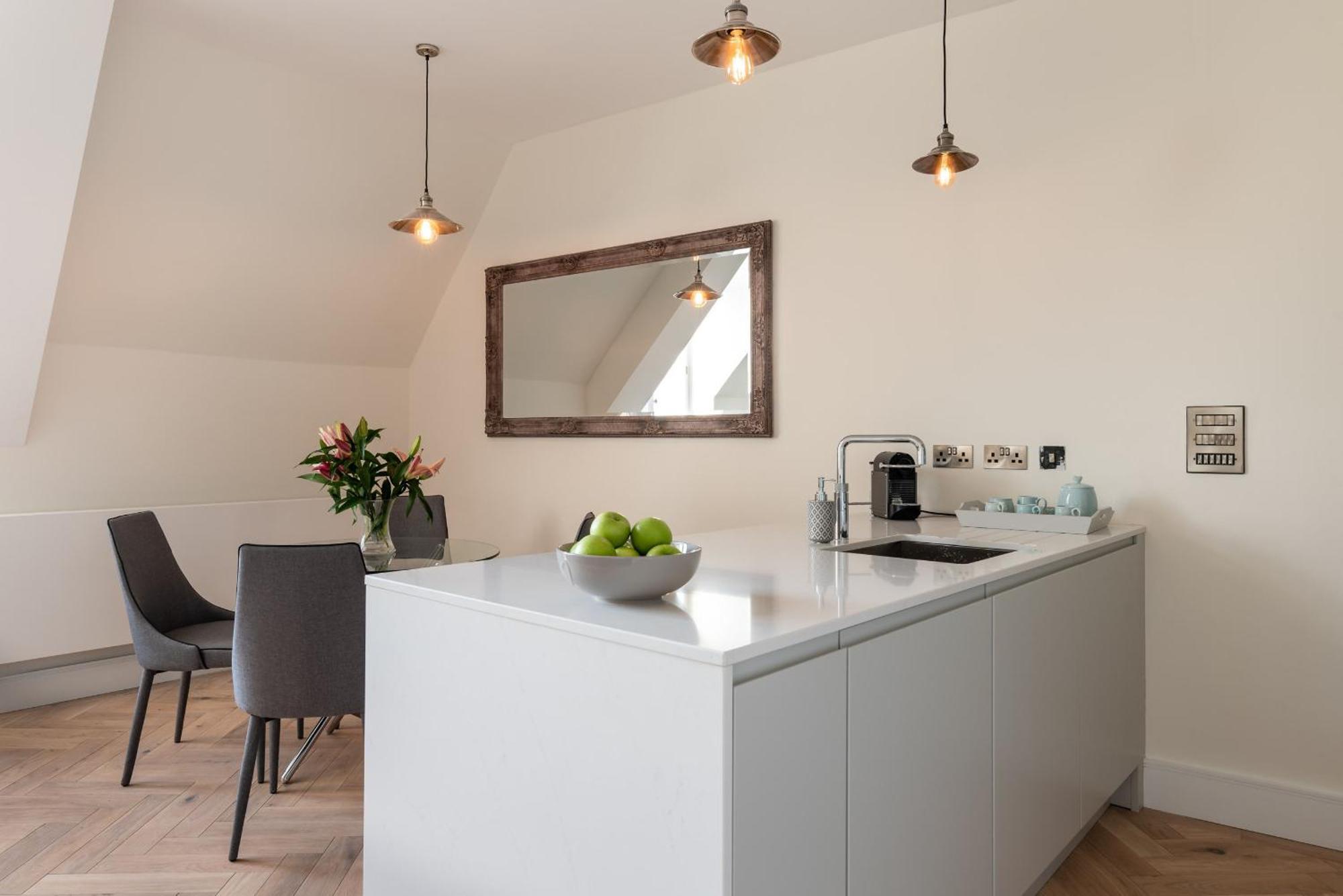 Cathedral View - An Exclusive Private On Cathedral Green, Apartment